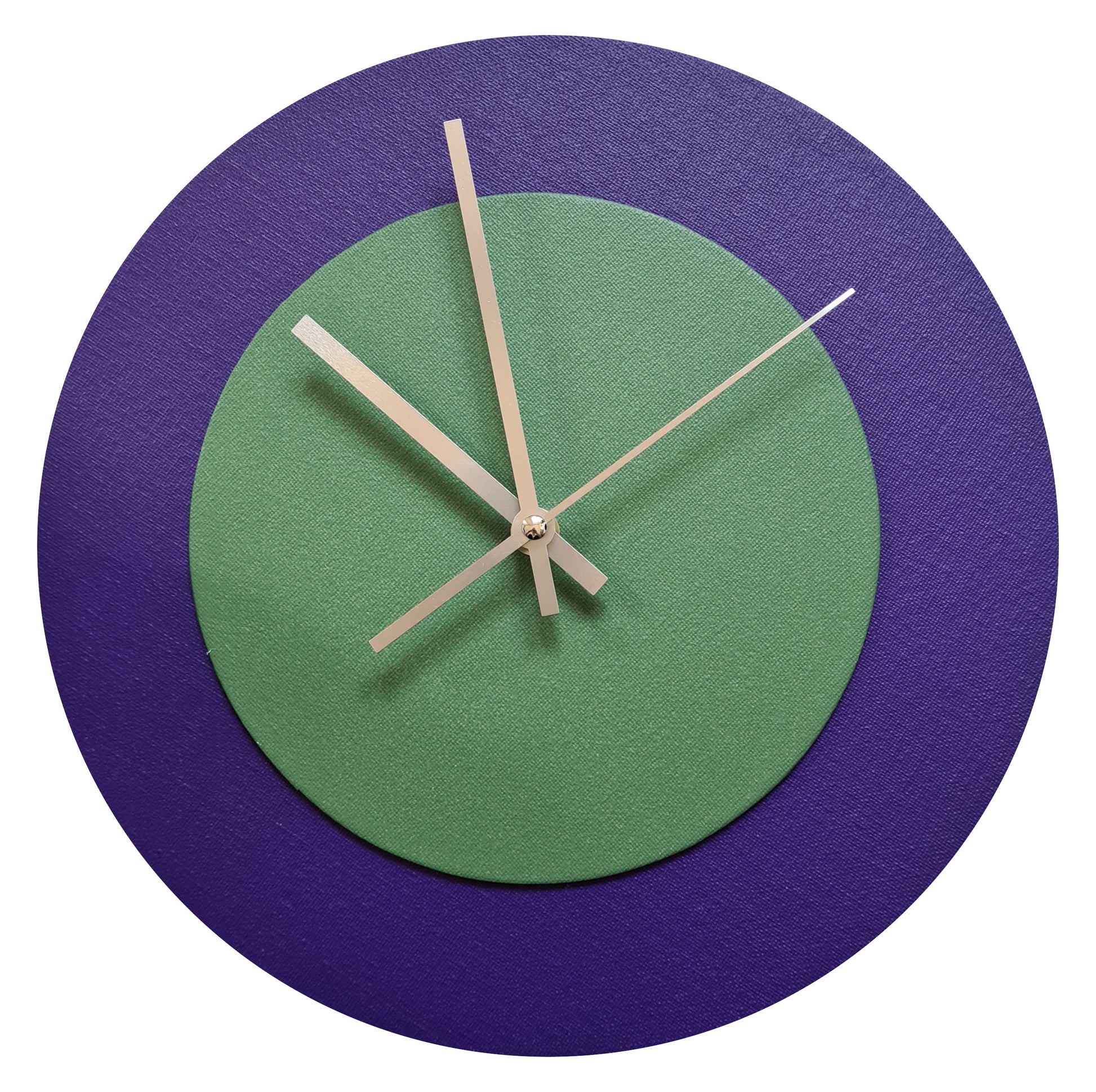 Pop Art Wanduhr Lila  Laubgrün mit silbernen Zeigern 30 cm rund
