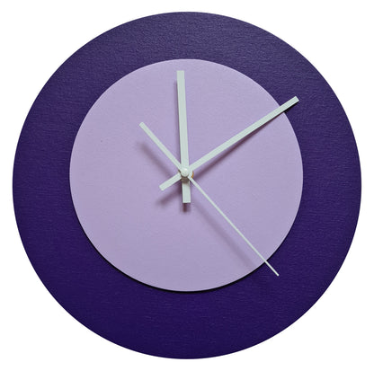 Pop Art Wanduhr Lila  Fliederfarben mit weißen Zeigern 30 cm rund
