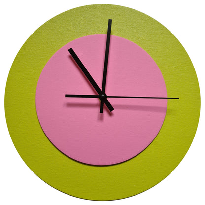 Pop Art Wanduhr Farngrün  Rosafarben mit schwarzen Zeigern 30 cm rund

