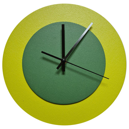 Pop Art Wanduhr Farngrün  Laubgrün mit schwarzen Zeigern 30 cm rund
