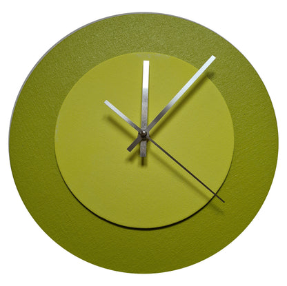Pop Art Wanduhr Farngrün  Olivgrün mit silbernen Zeigern 30 cm rund
