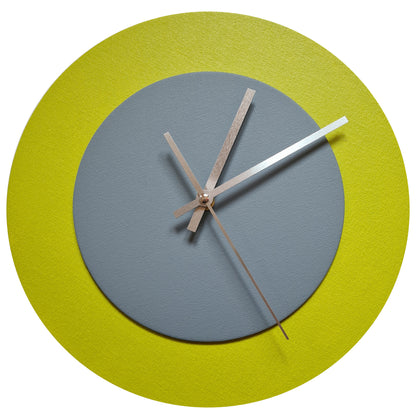 Pop Art Wanduhr Farngrün  Grau mit silbernen Zeigern 30 cm rund
