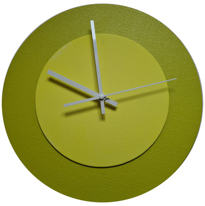 Pop Art Wanduhr Farngrün  Hellgelb mit weißen Zeigern 30 cm rund
