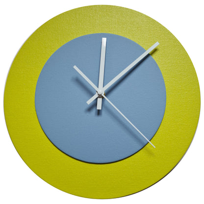 Pop Art Wanduhr Farngrün Hellblau  mit weißen Zeigern 30 cm rund
