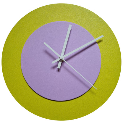 Pop Art Wanduhr Farngrün  Fliederfarben mit weißen Zeigern 30 cm rund
