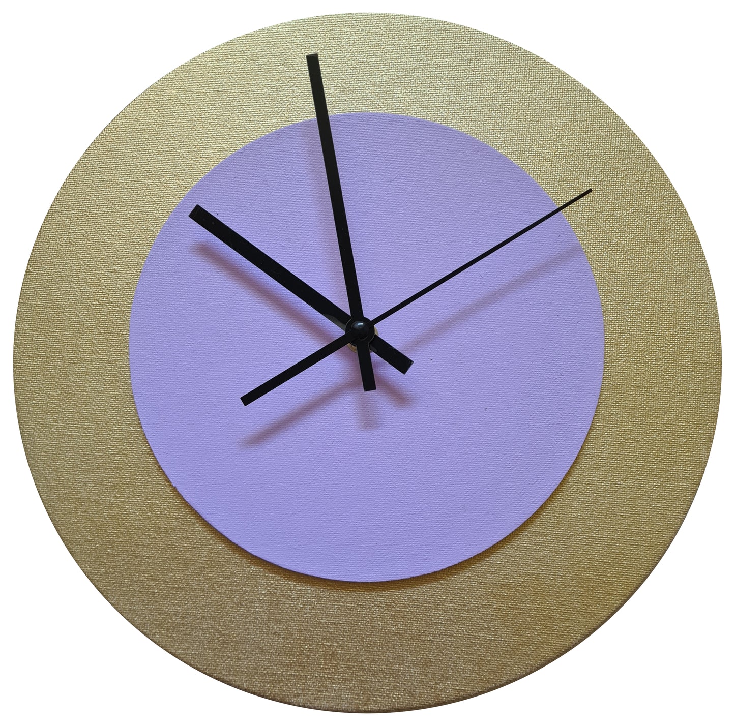Pop Art Wanduhr Gold  Fliederfarben mit schwarzen Zeigern 30 cm rund