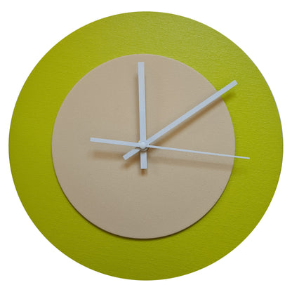 Pop Art Wanduhr Farngrün  Cremefarben mit weißen Zeigern 30 cm rund
