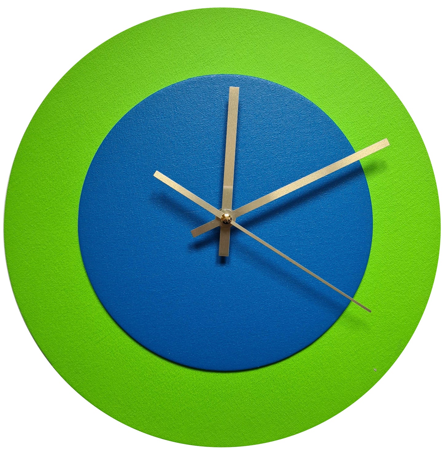 Pop Art Wanduhr Hellgrün  Mittelblau mit goldenen Zeigern 30 cm rund
