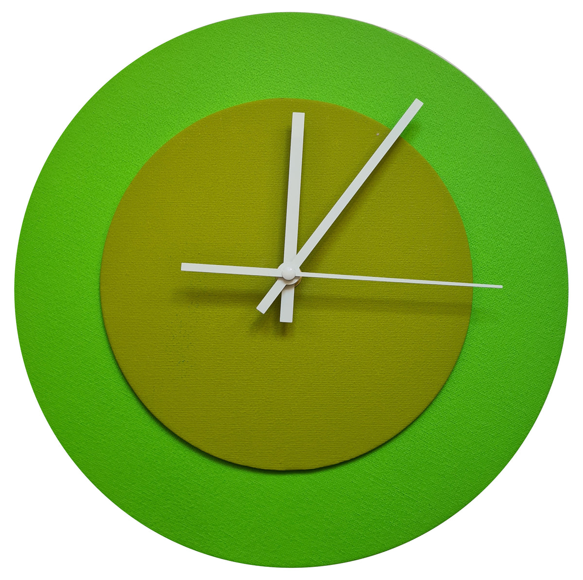 Pop Art Wanduhr Hellgrün  Olivgrün mit weißen Zeigern 30 cm rund
