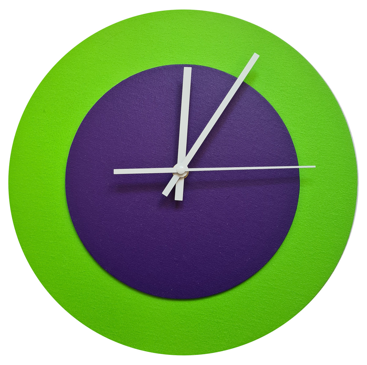 Pop Art Wanduhr Hellgrün  Lilafarben mit weißen Zeigern 30 cm rund
