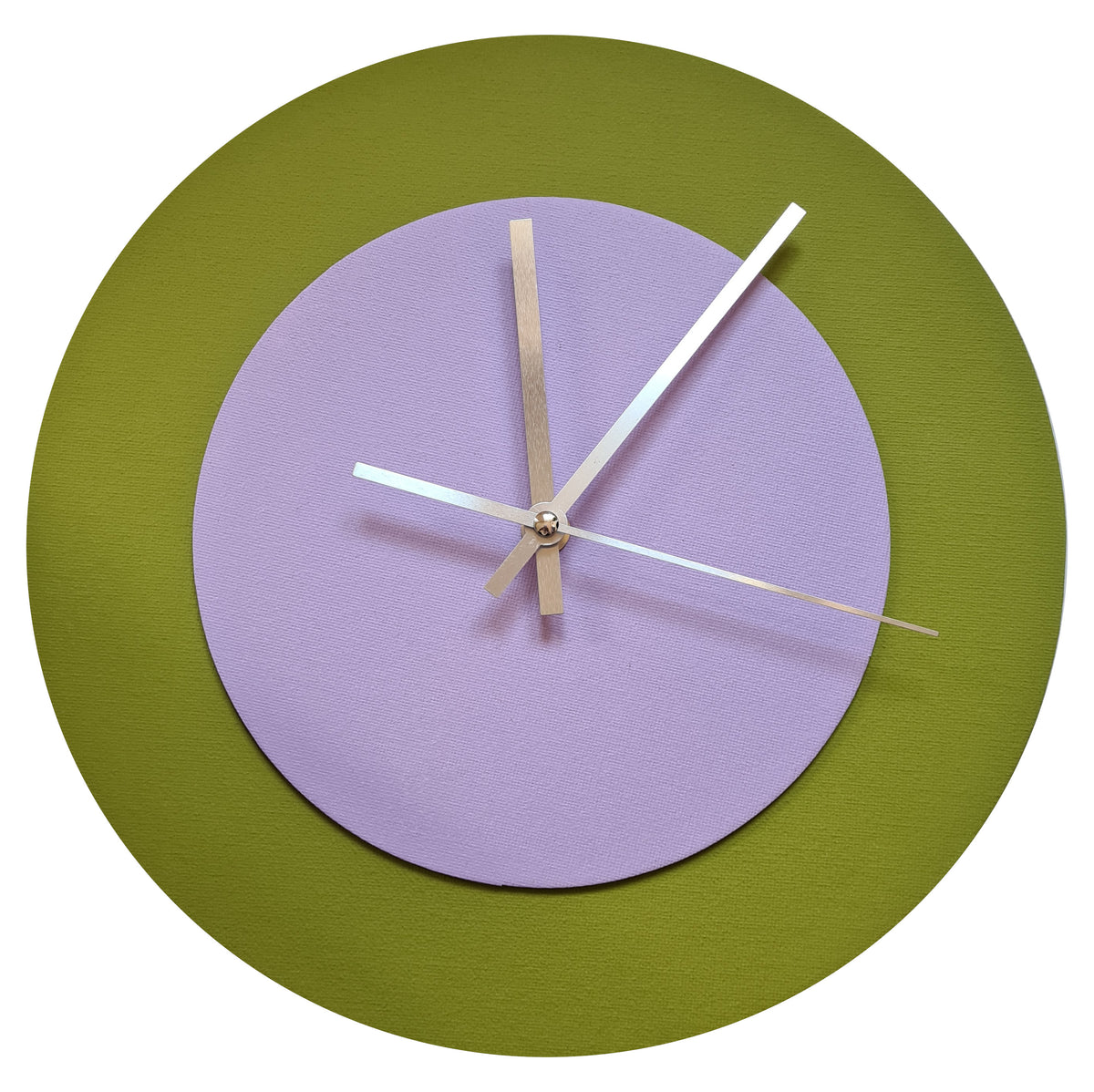 Pop Art Wanduhr Olivgrün  Fliederfarben mit silbernen Zeigern 30 cm rund
