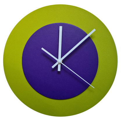 Pop Art Wanduhr Olivgrün  Lilafarben mit weißen Zeigern 30 cm rund

