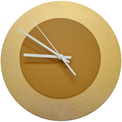 Pop Art Wanduhr Gold  Hellbraun mit weißen Zeigern 30 cm rund