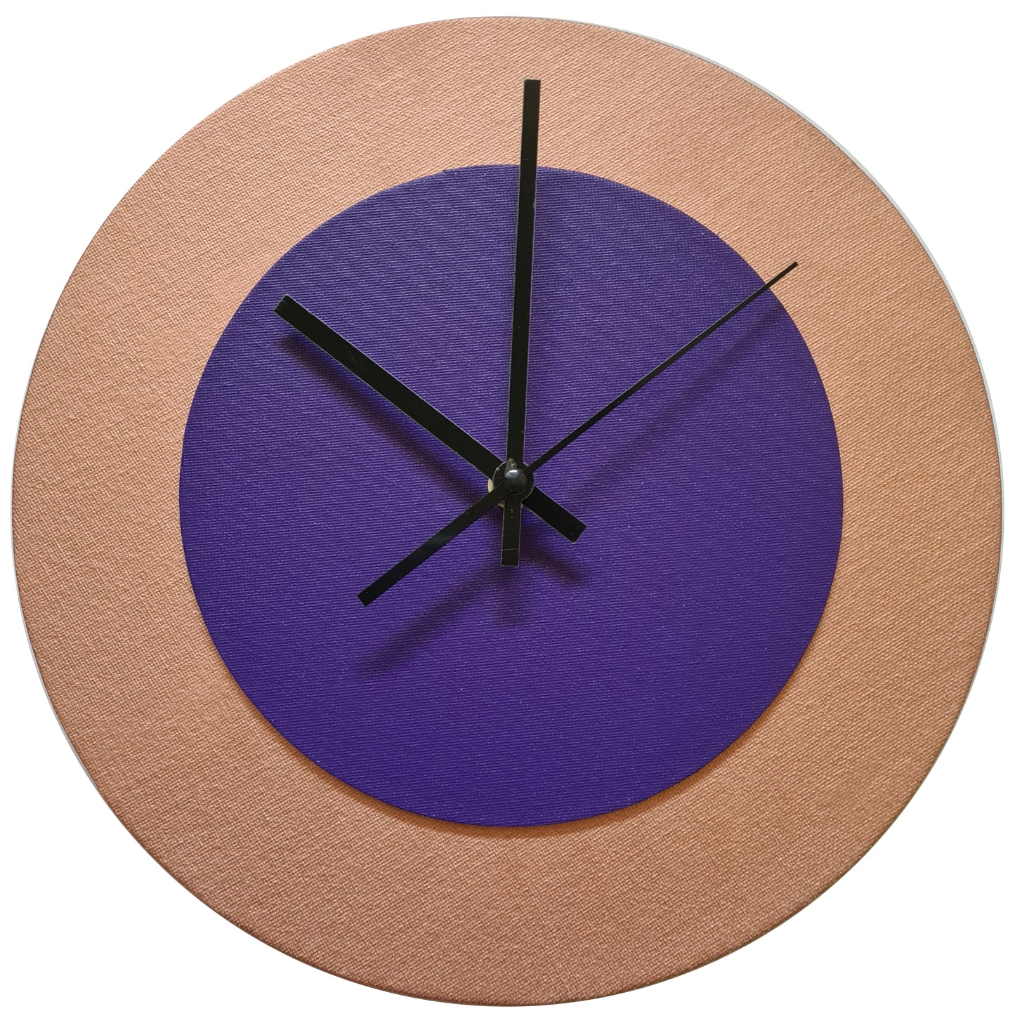 Pop Art Wanduhr Bronze  Lilafarben mit schwarzen Zeigern 30 cm rund