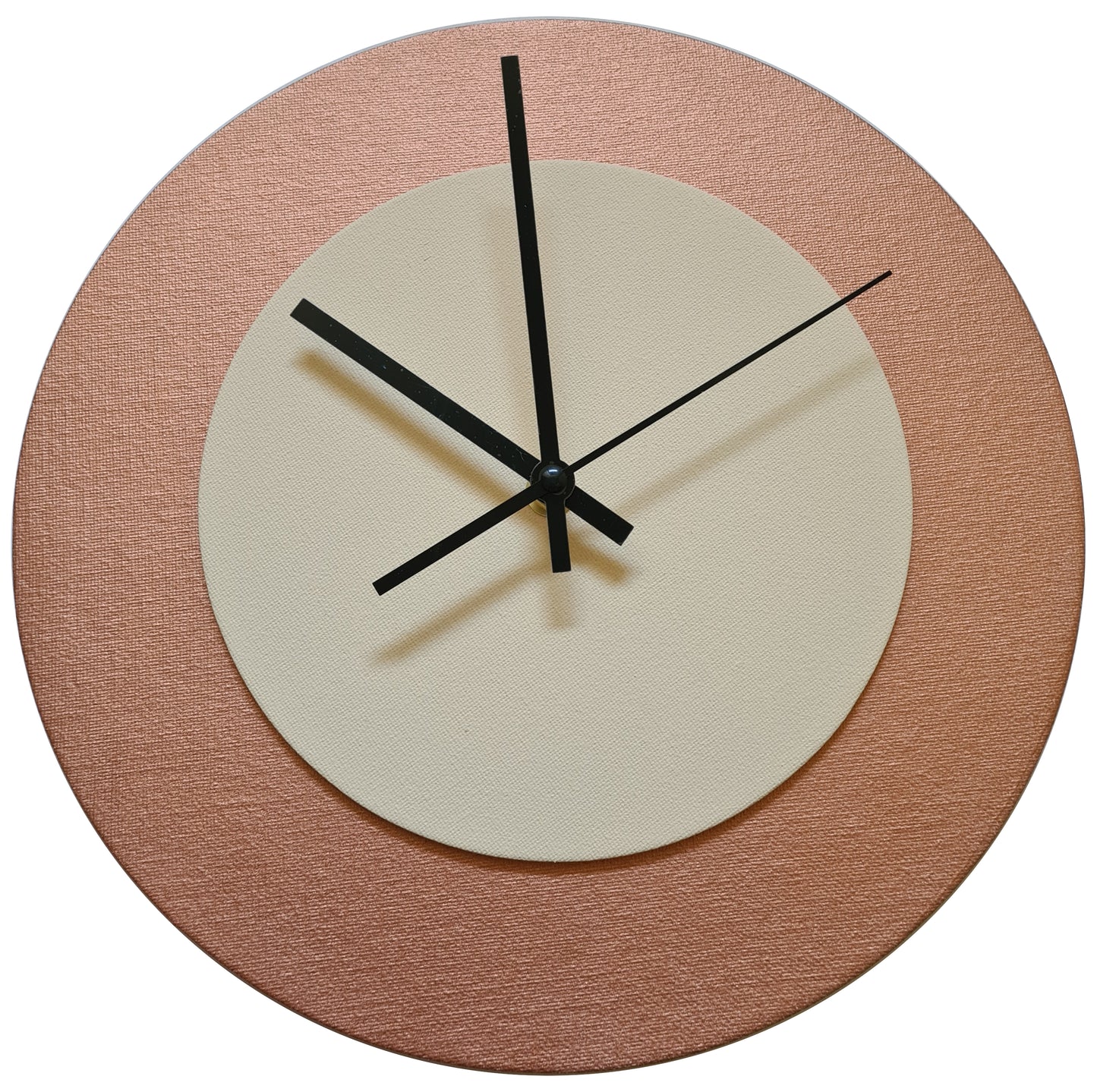 Pop Art Wanduhr Bronze  Cremefarben mit schwarzen Zeigern 30 cm rund
