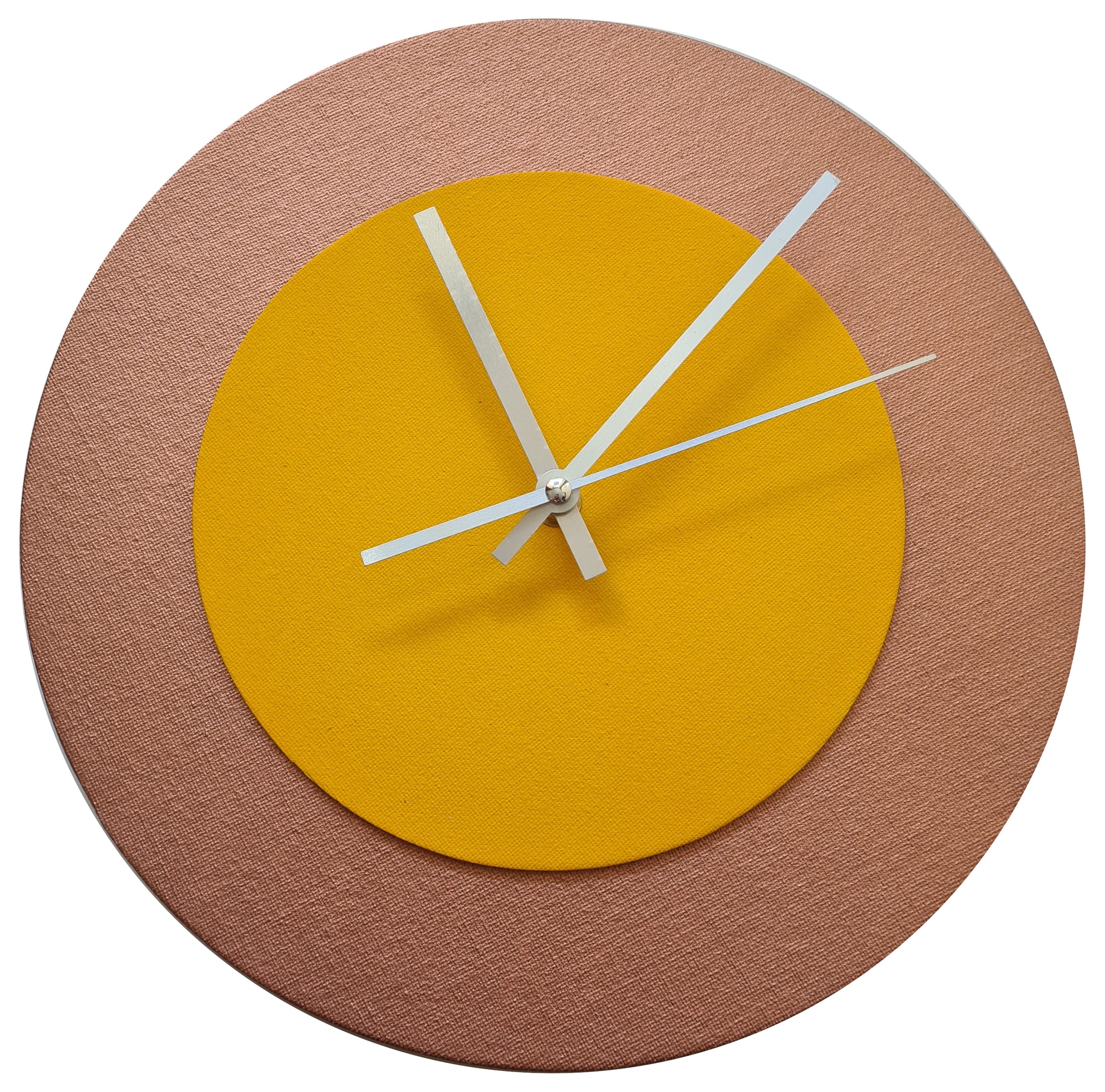 Pop Art Wanduhr Bronze  Sonnengelb mit silbernen Zeigern 30 cm rund