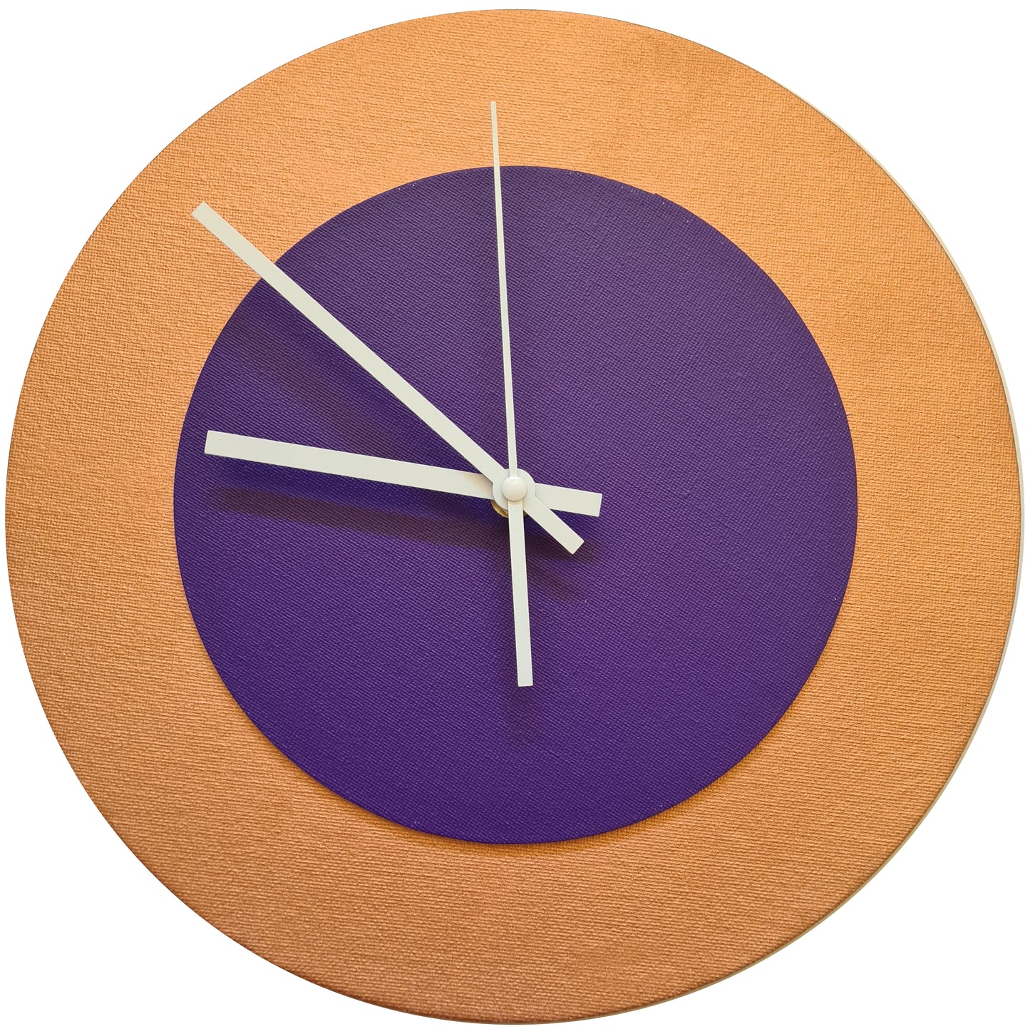Pop Art Wanduhr Bronze  Lilafarben mit weißen Zeigern 30 cm rund