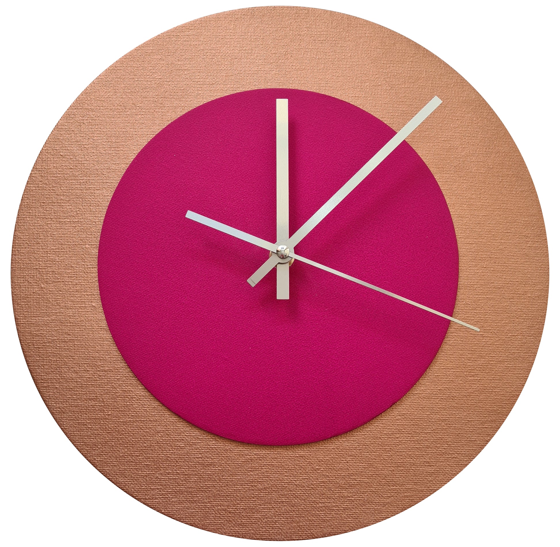 Pop Art Wanduhr Bronze  Magentafarben mit silbernen Zeigern 30 cm rund