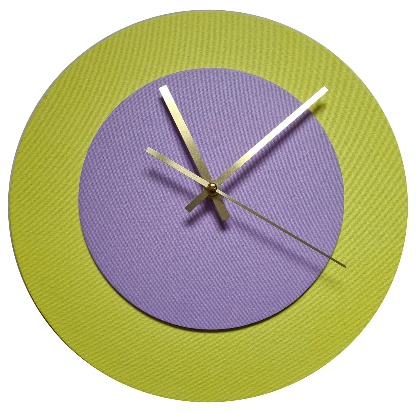 Pop Art Wanduhr Hellgelb  Fliederfarben mit goldenen Zeigern 30 cm rund