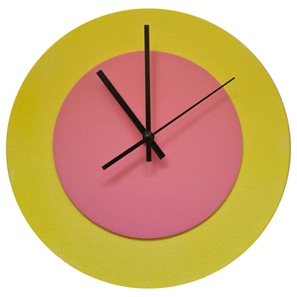 Pop Art Wanduhr Hellgelb  Rosafarben mit schwarzen Zeigern 30 cm rund