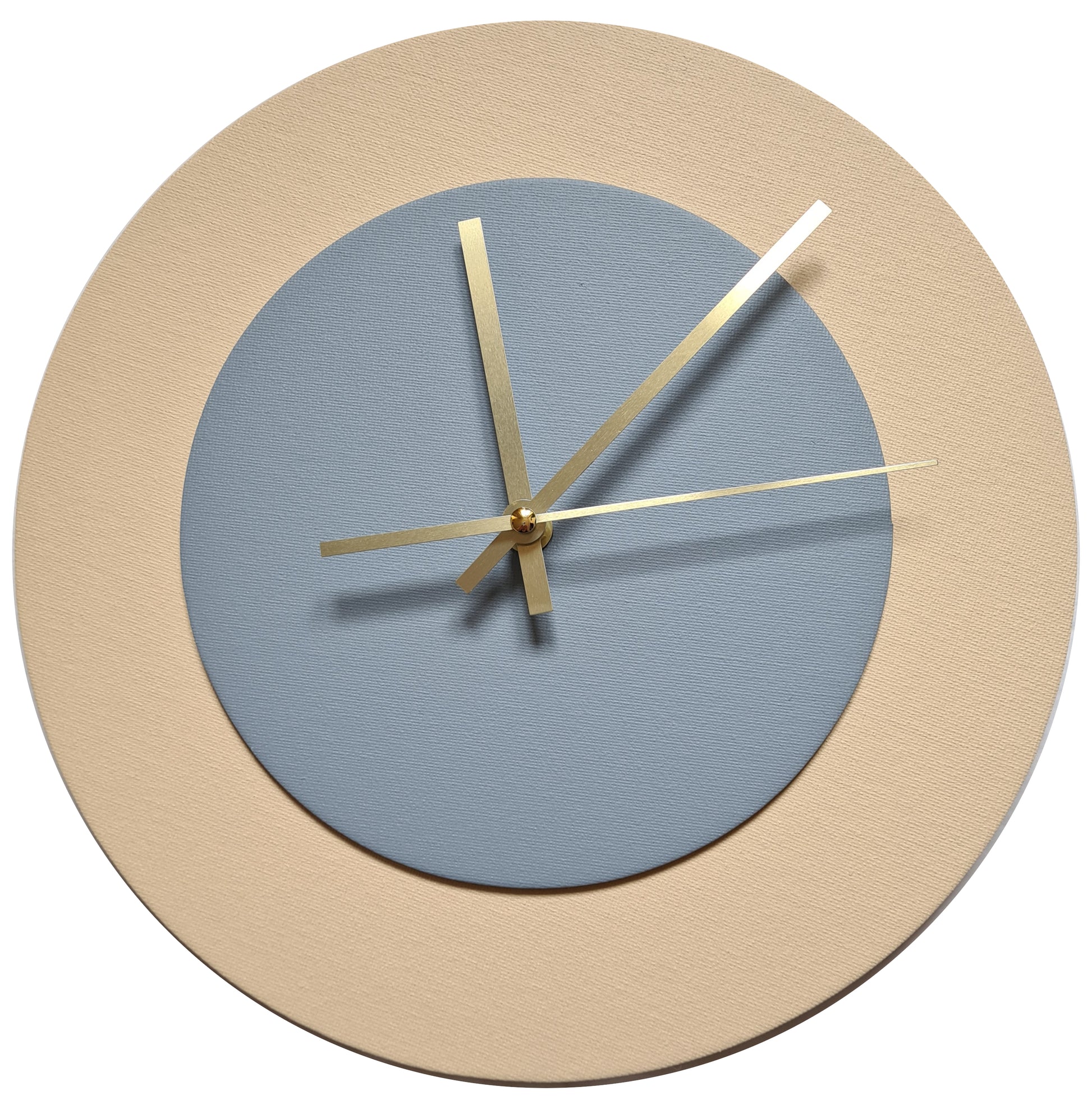 Pop Art Wanduhr Creme Grau mit goldenen Zeigern 30 cm rund