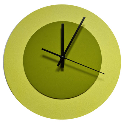 Pop Art Wanduhr Hellgelb  Olivgrün mit schwarzen Zeigern 30 cm rund