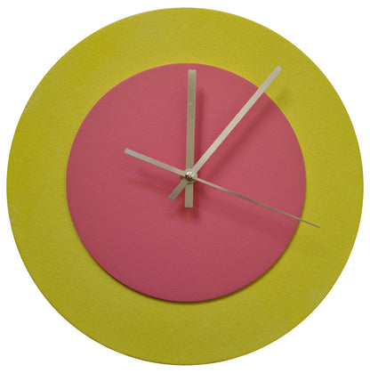 Pop Art Wanduhr Hellgelb  Rosafarben mit silbernen Zeigern 30 cm rund