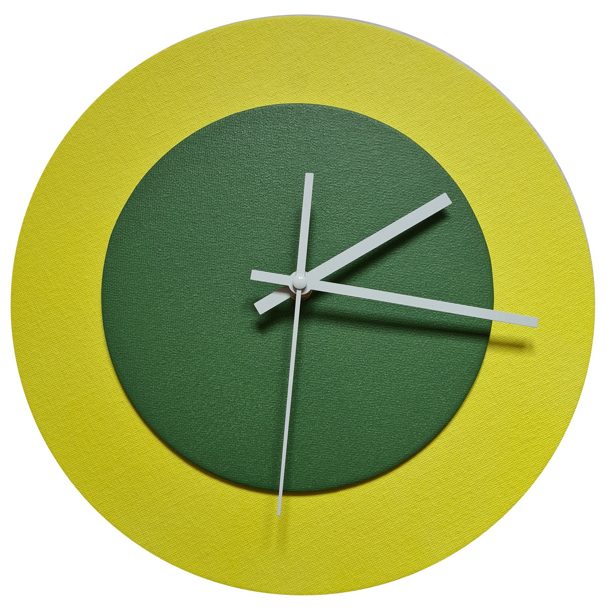 Pop Art Wanduhr Hellgelb  Laubgrün mit weißen Zeigern 30 cm rund