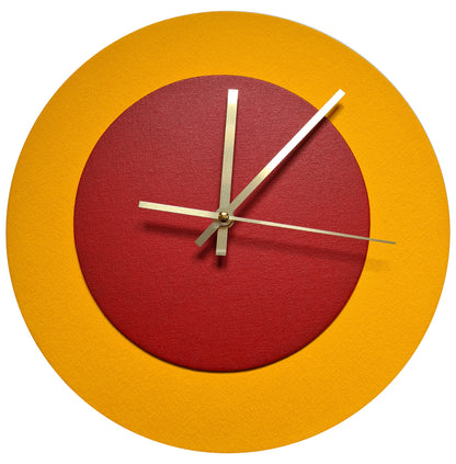 Pop Art Wanduhr Sonnengelb  Dunkelrot mit goldenen Zeigern 30 cm rund