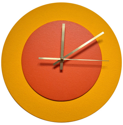 Pop Art Wanduhr Sonnengelb  Orangefarben mit goldenen Zeigern 30 cm rund