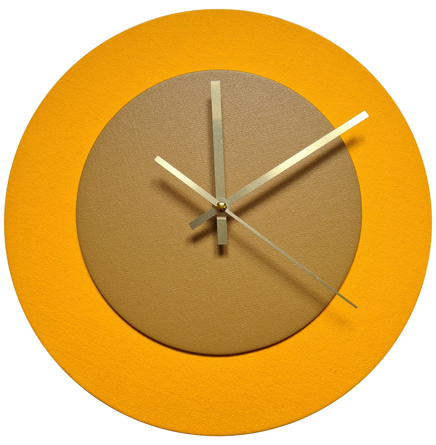 Pop Art Wanduhr Sonnengelb  Hellbraun mit goldenen Zeigern 30 cm rund