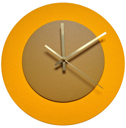 Pop Art Wanduhr Sonnengelb  Hellbraun mit goldenen Zeigern 30 cm rund