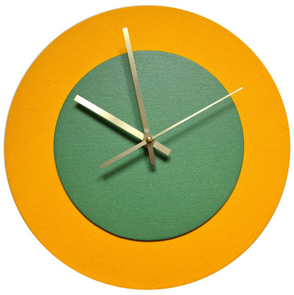 Pop Art Wanduhr Sonnengelb  Laubgrün mit goldenen Zeigern 30 cm rund