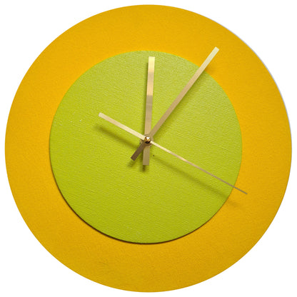 Pop Art Wanduhr Sonnengelb  Farngrün mit goldenen Zeigern 30 cm rund
