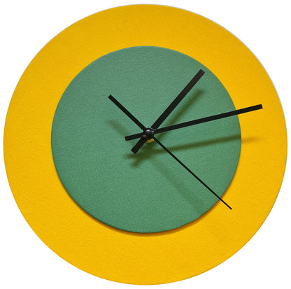 Pop Art Wanduhr Sonnengelb  Laubgrün mit schwarzen Zeigern 30 cm rund
