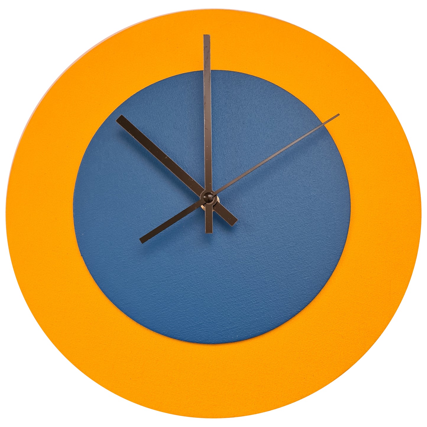 Pop Art Wanduhr Sonnengelb  Mittelblau mit schwarzen Zeigern 30 cm rund

