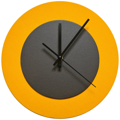 Pop Art Wanduhr Sonnengelb  Dunkelbraun mit schwarzen Zeigern 30 cm rund
