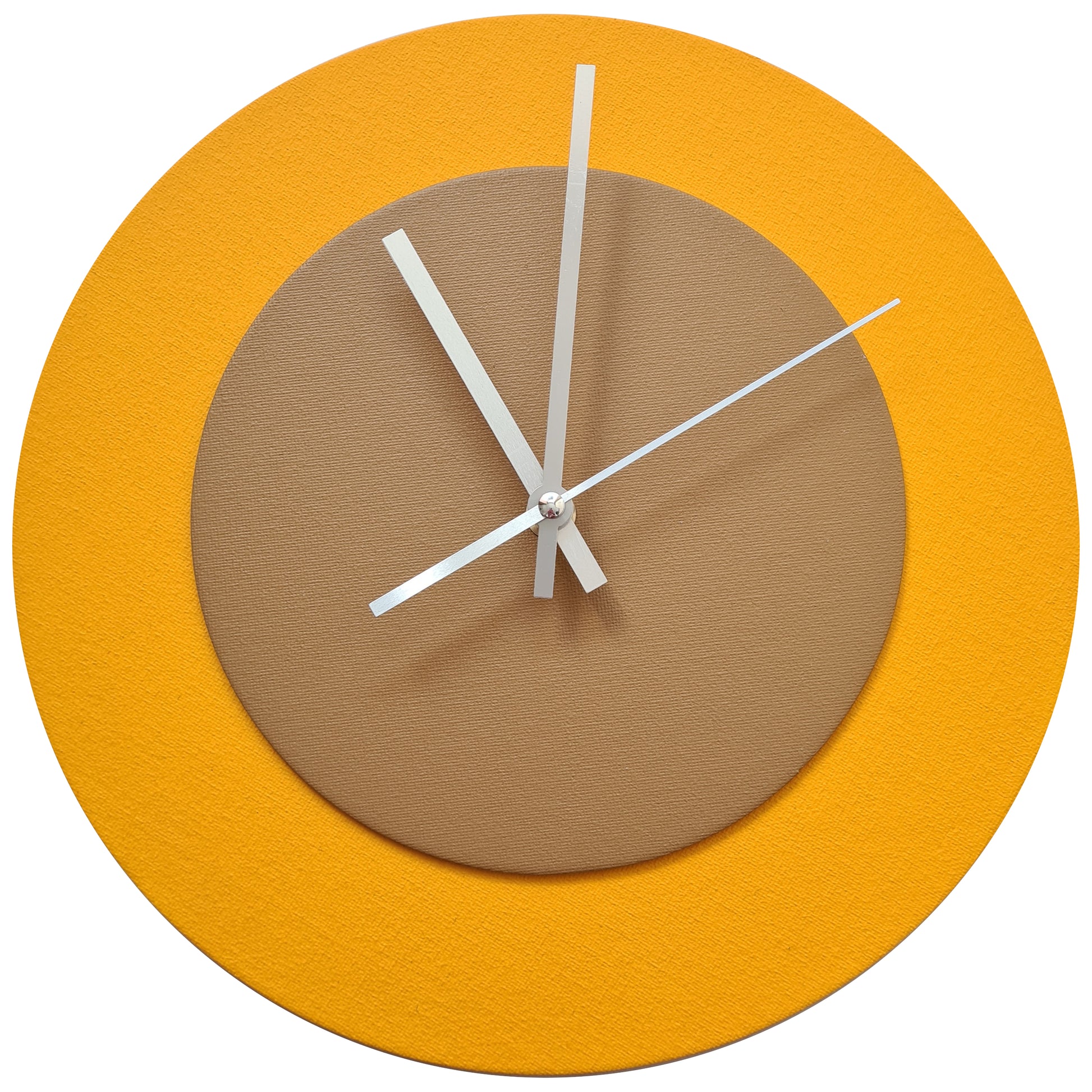 Pop Art Wanduhr Sonnengelb  Hellbraun mit silbernen Zeigern 30 cm rund
