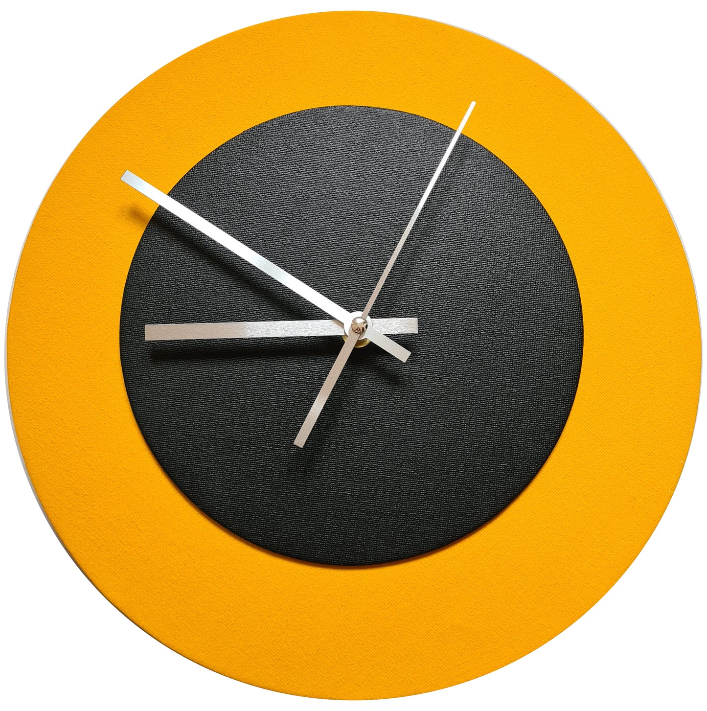 Pop Art Wanduhr Sonnengelb  Schwarz mit silbernen Zeigern 30 cm rund
