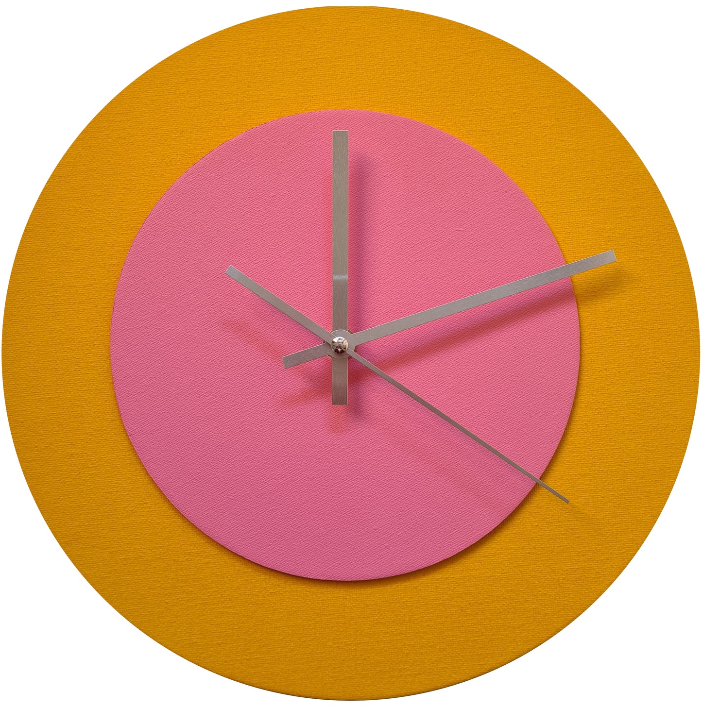Pop Art Wanduhr Sonnengelb  Rosafarben mit silbernen Zeigern 30 cm rund
