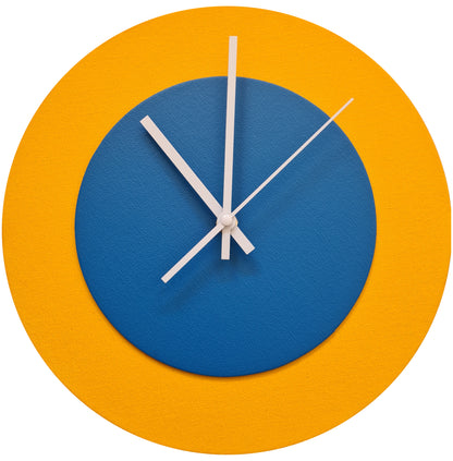 Pop Art Wanduhr Sonnengelb  Mittelblau mit weißen Zeigern 30 cm rund
