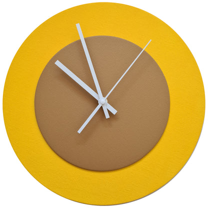 Pop Art Wanduhr Sonnengelb  Hellbraun mit weißen Zeigern 30 cm rund
