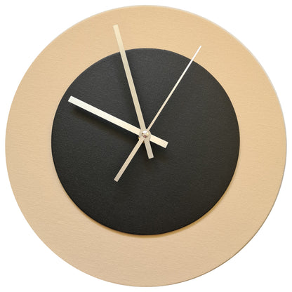 Pop Art Wanduhr Creme Schwarz mit silbernen Zeigern 30 cm rund