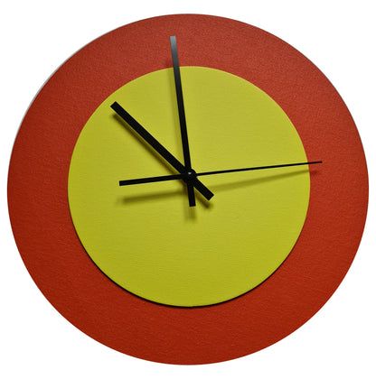 Pop Art Wanduhr Orange  Farngrün mit schwarzen Zeigern 30 cm rund
