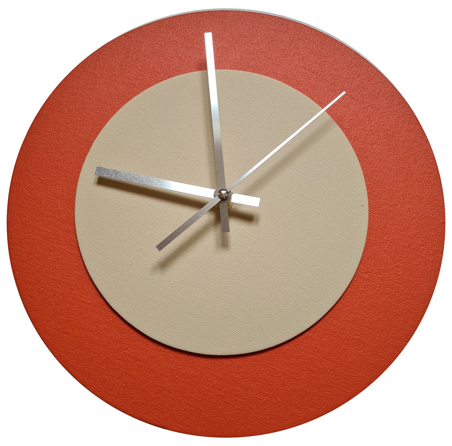 Pop Art Wanduhr Orange  Cremefarben mit silbernen Zeigern 30 cm rund
