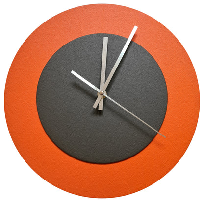 Pop Art Wanduhr Orange  Dunkelbraun mit silbernen Zeigern 30 cm rund
