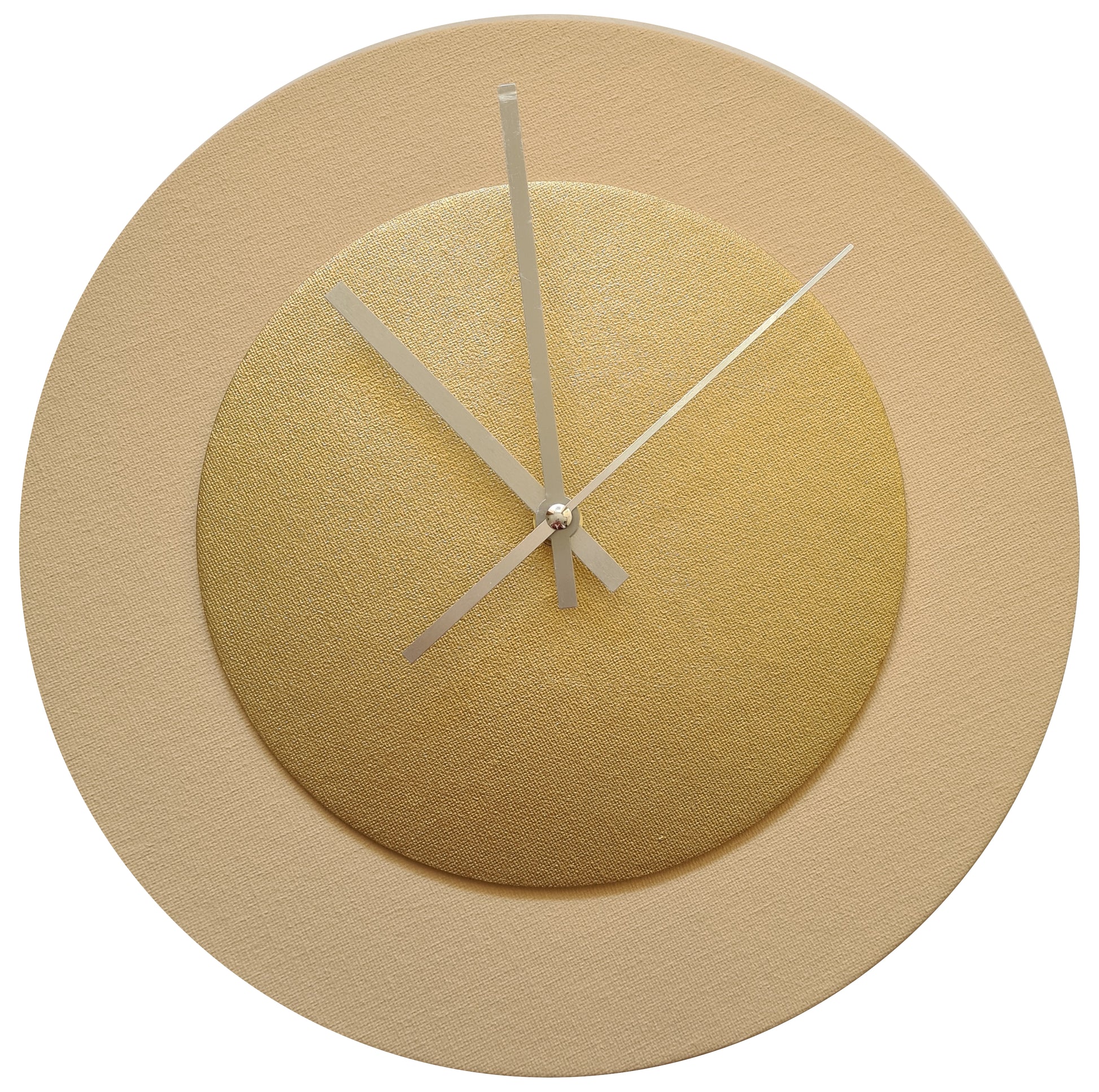 Pop Art Wanduhr Creme Goldfarben mit silbernen Zeigern 30 cm rund