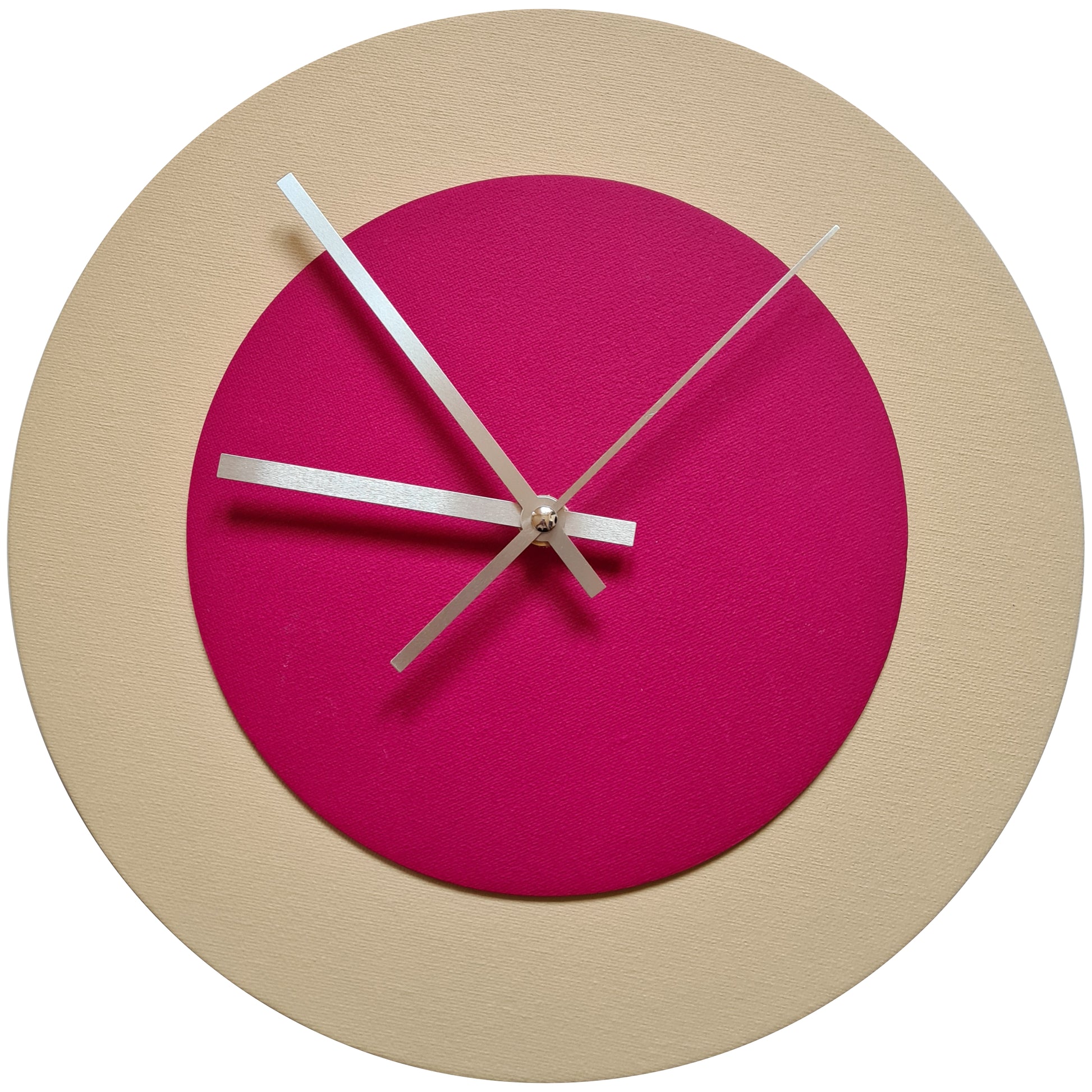 Pop Art Wanduhr Creme Magentafarben mit silbernen Zeigern 30 cm rund