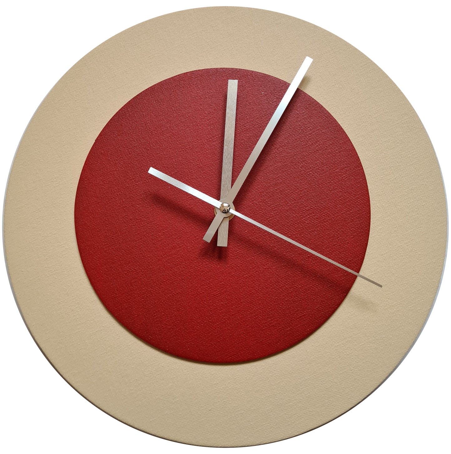 Pop Art Wanduhr Creme Dunkelrot mit silbernen Zeigern 30 cm rund