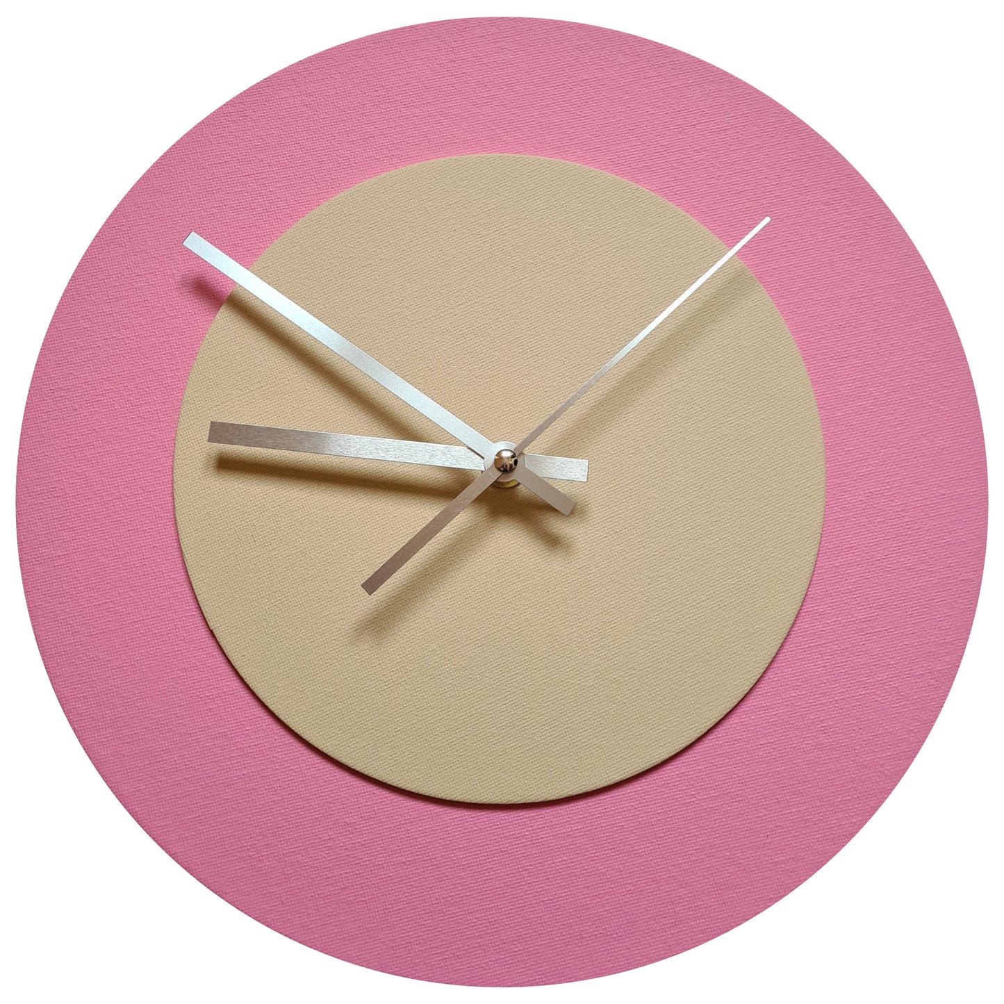 Pop Art Wanduhr Rosa  Cremefarben mit silbernen Zeigern 30 cm rund
